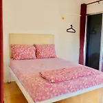 Ruai Thong Pong Pai Resort