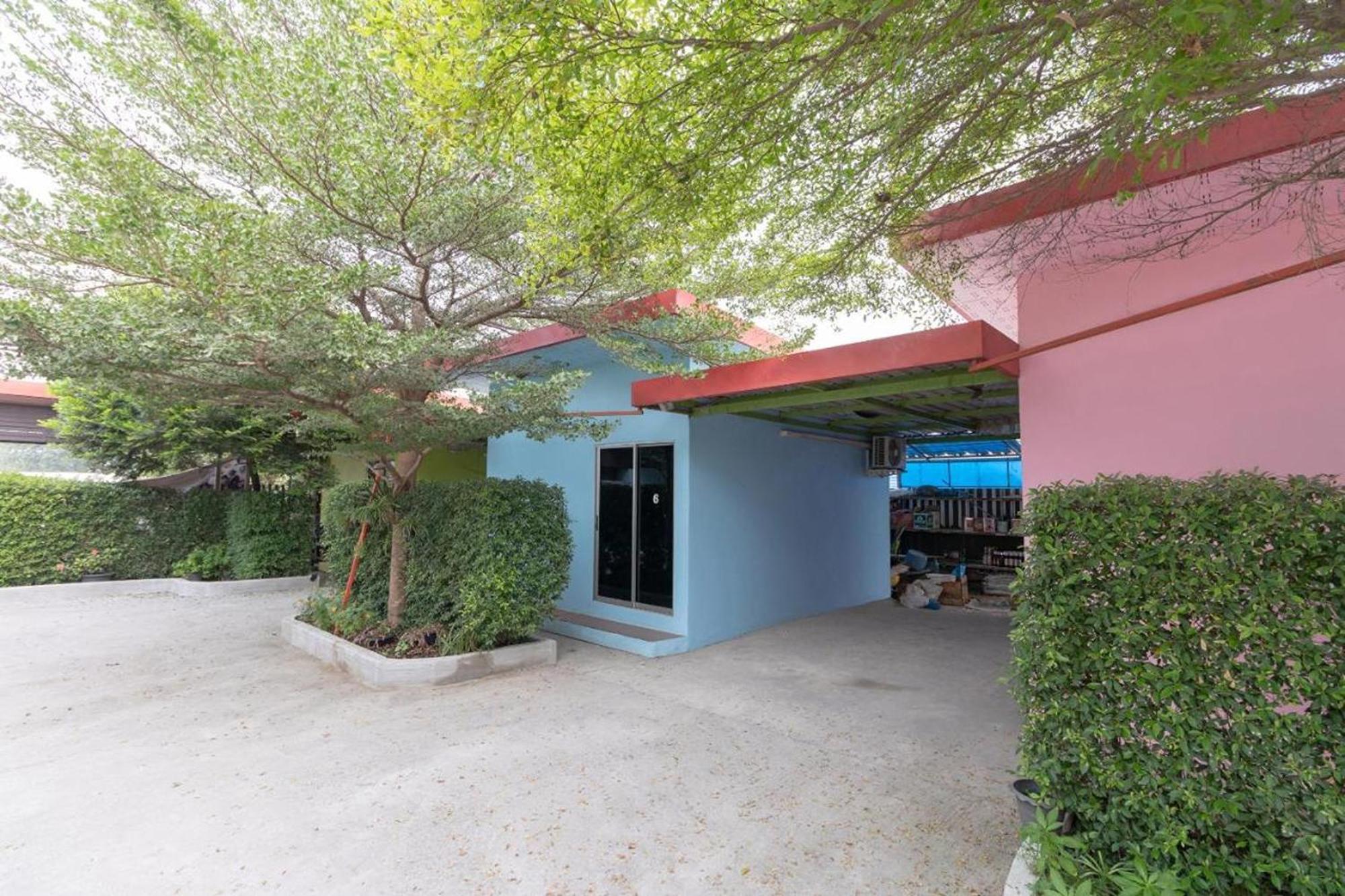 Ruai Thong Pong Pai 2* Bangkok